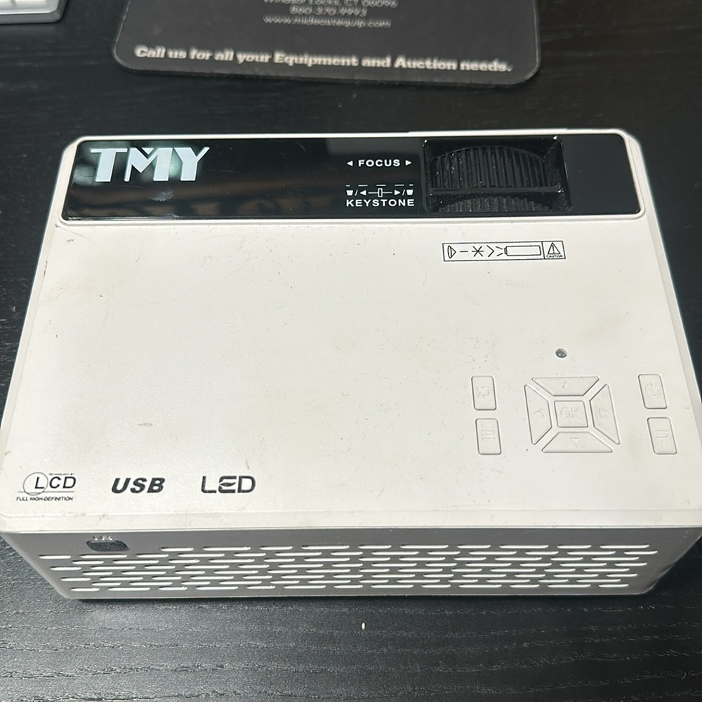 TMY LED USB LCD projector - Picture 3 of 5